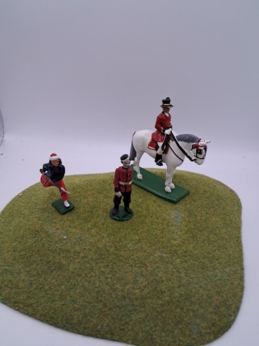 Lead toy soldiers - toy,