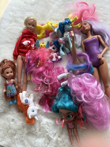 Doll bundle joblot various - bundle,