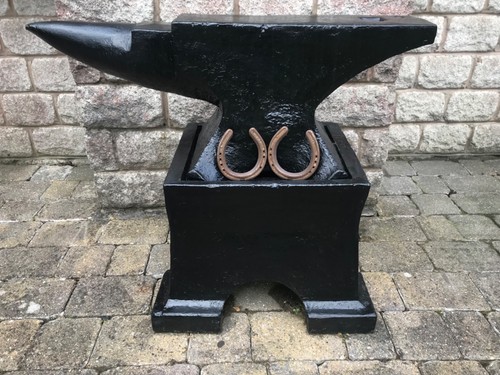 Real used horseshoes x 2 - x,
