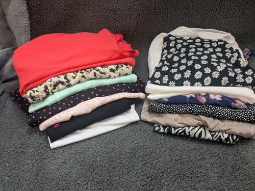 Bundle mixed clothes - of,