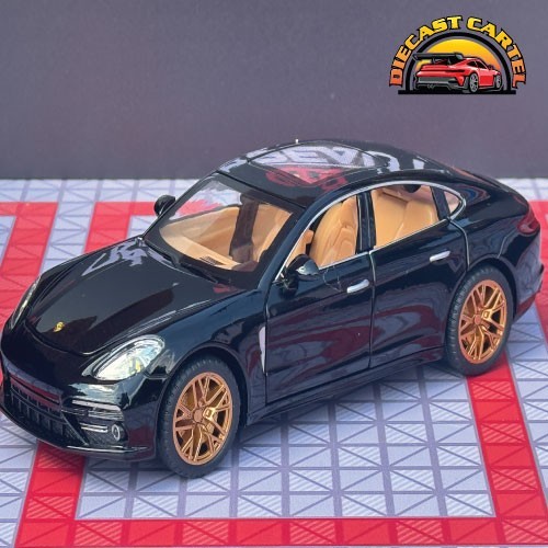 Scale porsche panamera - 1:24,
