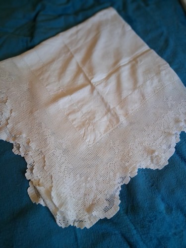 Retro lace edged tablecloth - lace,