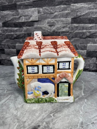 Rare vintage farm cottage - rare,