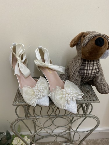White bridal shoes - white, ribbon