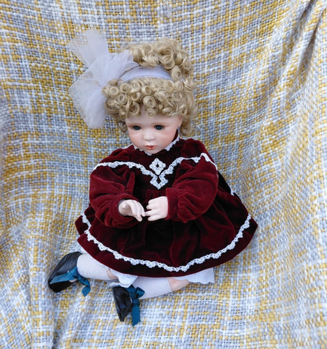 Vintage hamilton china doll - china,