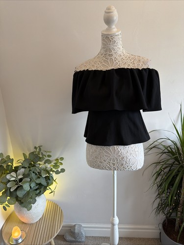 Bnwt zara size black top - size,