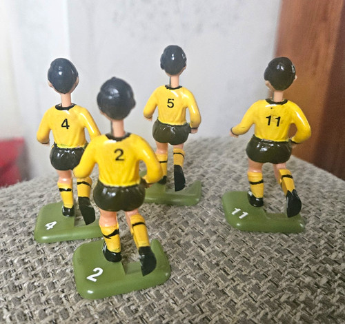 Striker football game team - striker,