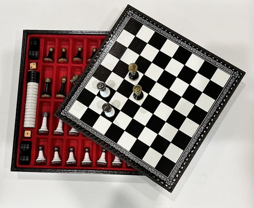 Vintage italfama chess and - vintage,