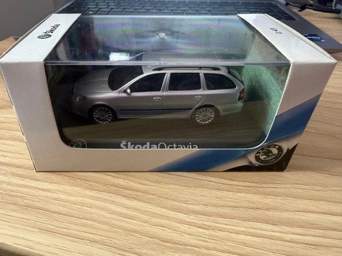 Code police 43 abrex - 1:43,