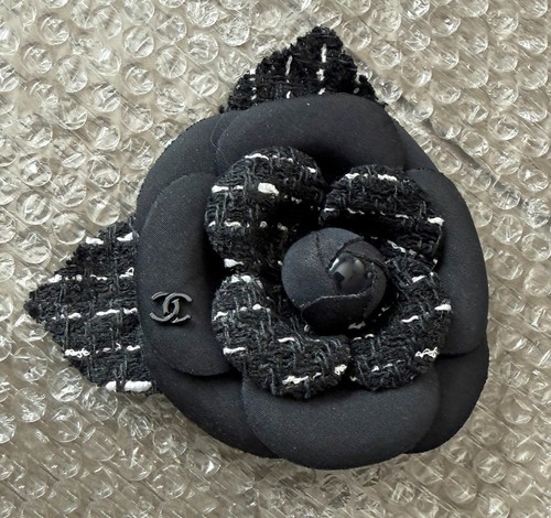 Chanel authentic black - authentic,
