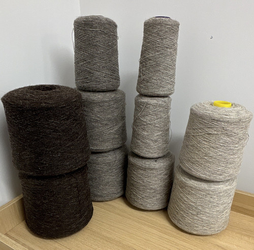 Natural 100 wool cone - natural, 100%
