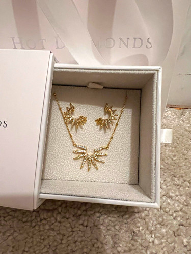 Hot diamonds gold edit sol - hot,