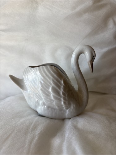 Nao lladro swan - nao,