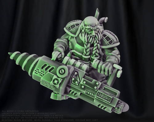 G06 space dwarf miner - dwarf,