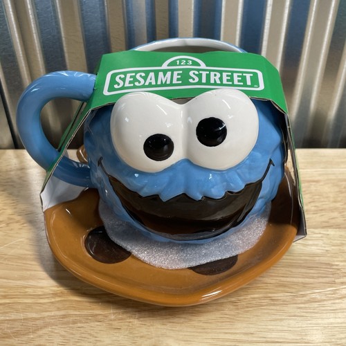 Sesame street cookie monster - street,