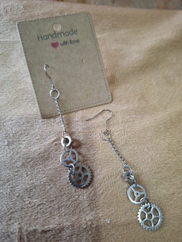 Steampunk cogs nuts silver - steampunk, cogs/nuts