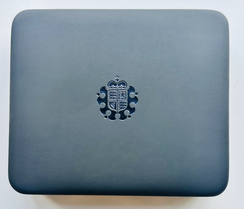 Royal mint case - royal, for