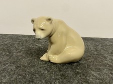 Lladro Seated Polar Bear Porcelain Figurine 