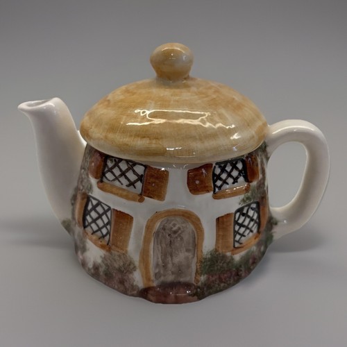 Novelty cottage house shaped - cottage,