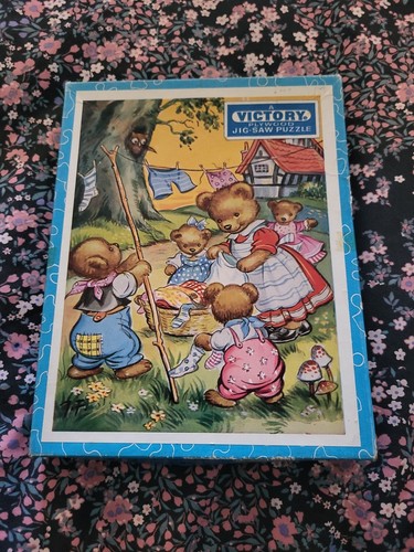 Vintage victory jigsaw - victory,