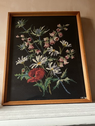 70s floral needlepoint framed - 70s,
