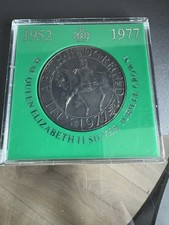 H.M.Queen Elizabeth II Silver Jubilee Crown Collector Coin 1952-1977 Lloyds Bank