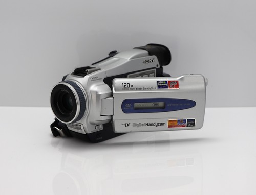 Sony handycam dcr trv18e - sony,