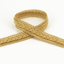 Gimp Braid With Small Plait