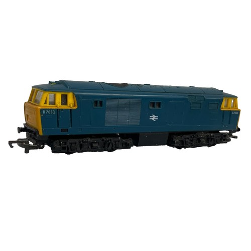 Working hornby r758 - oo, class