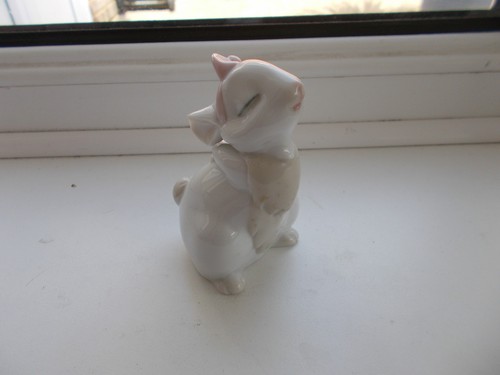 Rare retired nao lladro - retired, nao/lladro