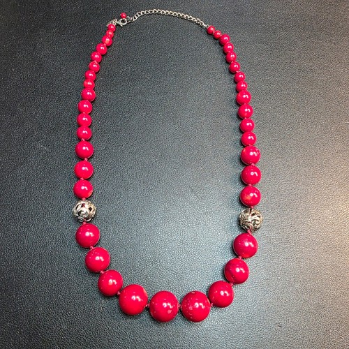 Graduated natural dyed coral - dyed, w