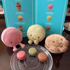 Jellycat Amuseables Macaron Jelly Patisserie Mia/Max/Mona Macaron w/Tag&Dust Bag
