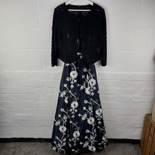 Sonia Pena Embroidered Floral