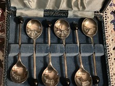 Vintage Yeoman Plate Coffee