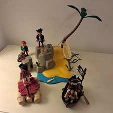 Playmobil Pirate Bundle with treasure island, figures, accessories and more!