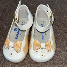 Baby Girl Leather Spanish