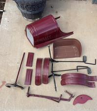 vtg Roadster metal Pedal Car