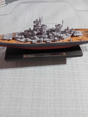 Model warships collectible - collectible, new