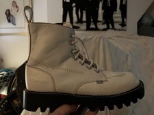 BNWOB Quality Ladies KICKERS