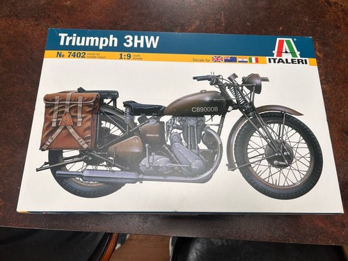 Italeri triumph 3hw - 1:9,