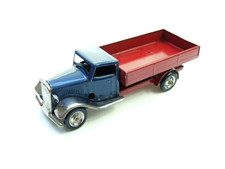 TRIANG MINIC 10M DELIVERY