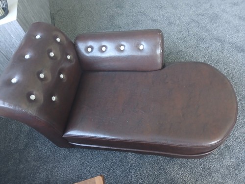 Chaise lounge for children - chaise,