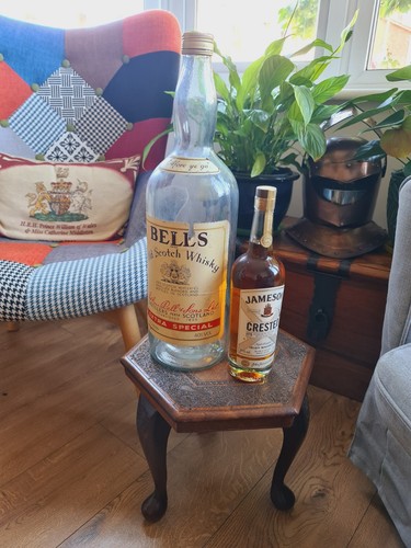 Bells old scotch whisky empty - whisky,