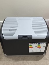 Halfords 40 Litre Electric Cool Box 12V 24V Mains