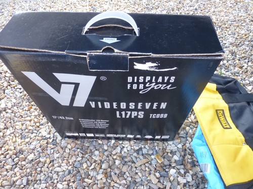 Videoseven l19ps monitor - , 19"