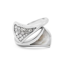 Bvlgari Divas Dream Diamond & Mother Of Pearl Ring - 18ct White Gold