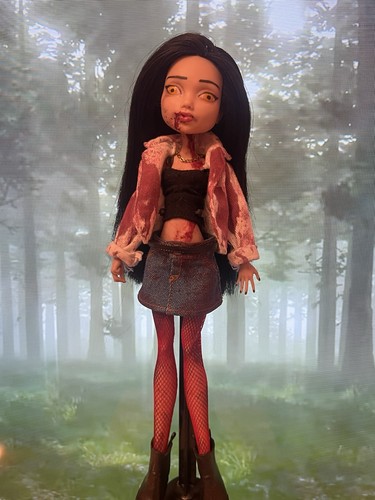 Monster high jennifer - x,