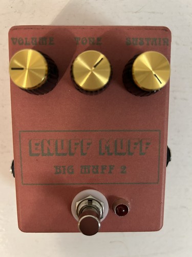 Enuff muff big - muff,