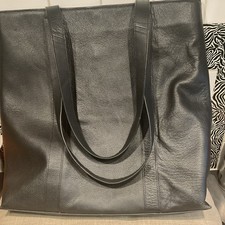 J D WILLIAMS BLACK LEATHER LARGE BAG SHOPPER 15.5”x17”x5” FINAL PRICE very cheap