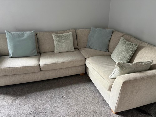 Dfs sophia shaped - sophia, l-shaped